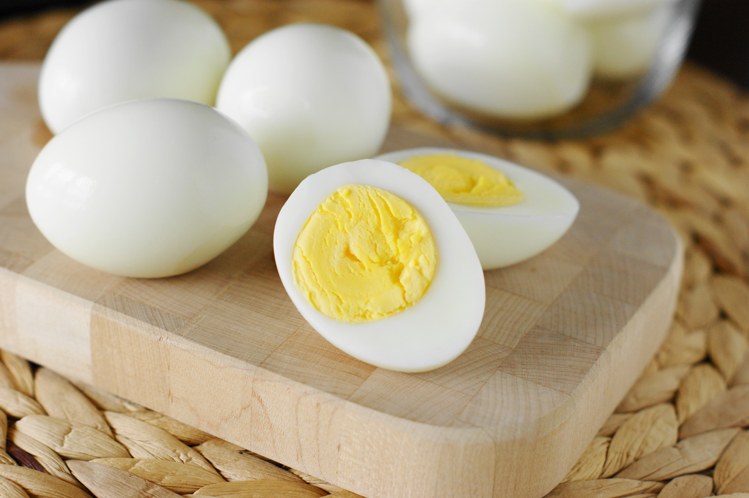 अंडे का सफेद हिस्सा egg white शिशु आहार baby food